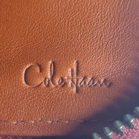 Cole Haan wallet - Picture 5 of 8